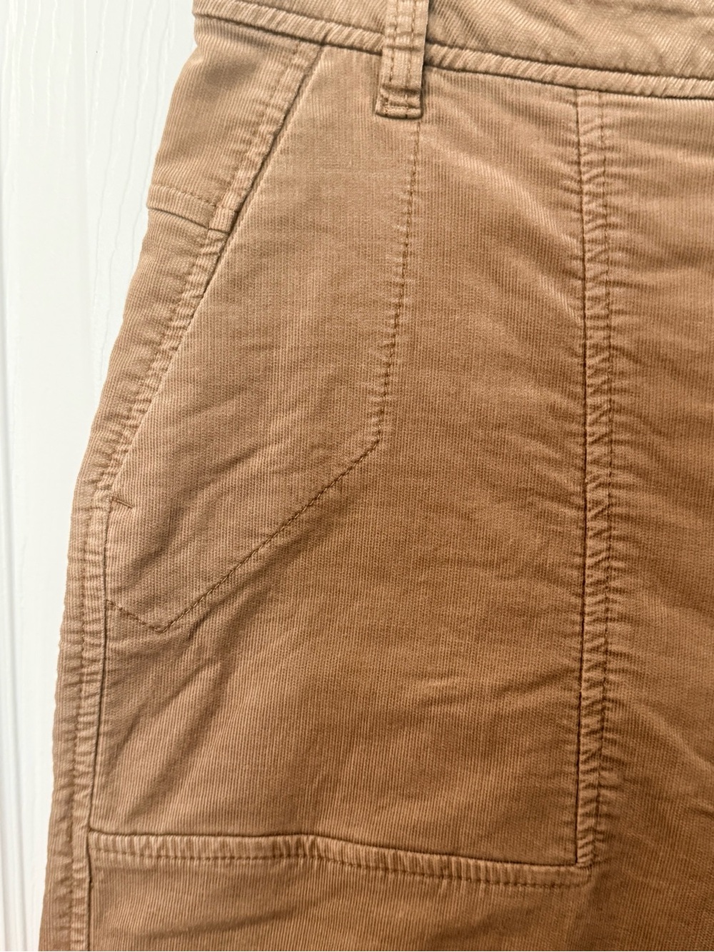 Kut from the Kloth Cropped Wide-Leg Corduroy Pants in Camel - Picture 5 of 7